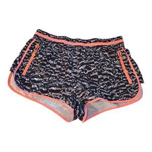 Fabletics Active Shorts - Medium - Zipper Pockets! - Black & white w/ Coral Pink